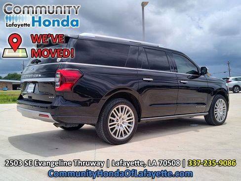 Used 2022 Ford Expedition Max Platinum RWD image 12