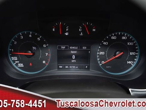 Used 2023 Chevrolet Traverse LT FWD image 33