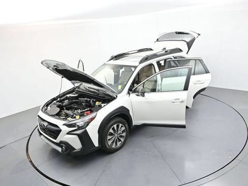 Certified 2025 Subaru Outback Limited AWD/4WD image 47