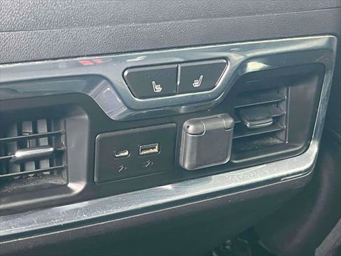 Used 2021 GMC Sierra 1500 AT4 image 14