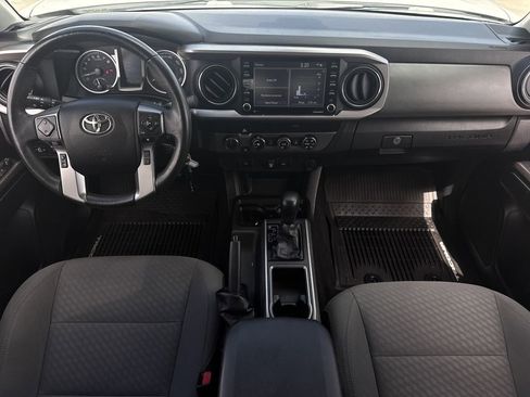 Used 2020 Toyota Tacoma SR5 image 13