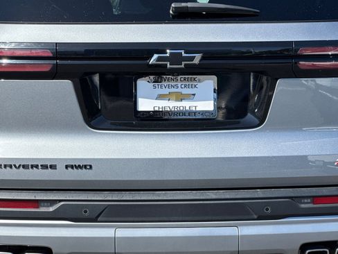 Used 2025 Chevrolet Traverse Z71 image 47