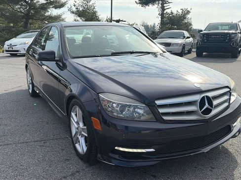 Used 2011 Mercedes-Benz C 300 4MATIC Sedan image 54
