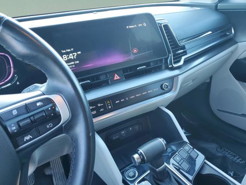 Certified 2024 Kia Sportage EX image 27