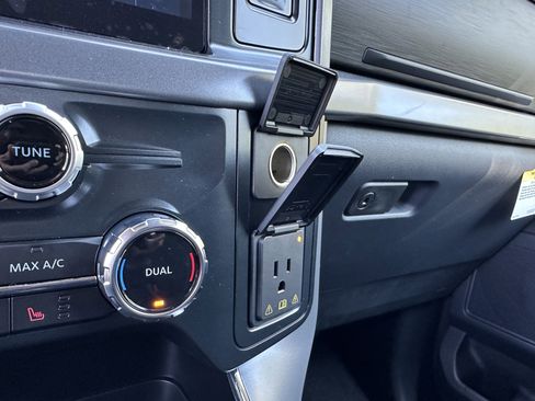 New 2025 Ford F150 XLT w/ Equipment Group 303A High image 21