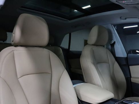 Used 2023 Audi Q8 Premium w/ Convenience Package image 23