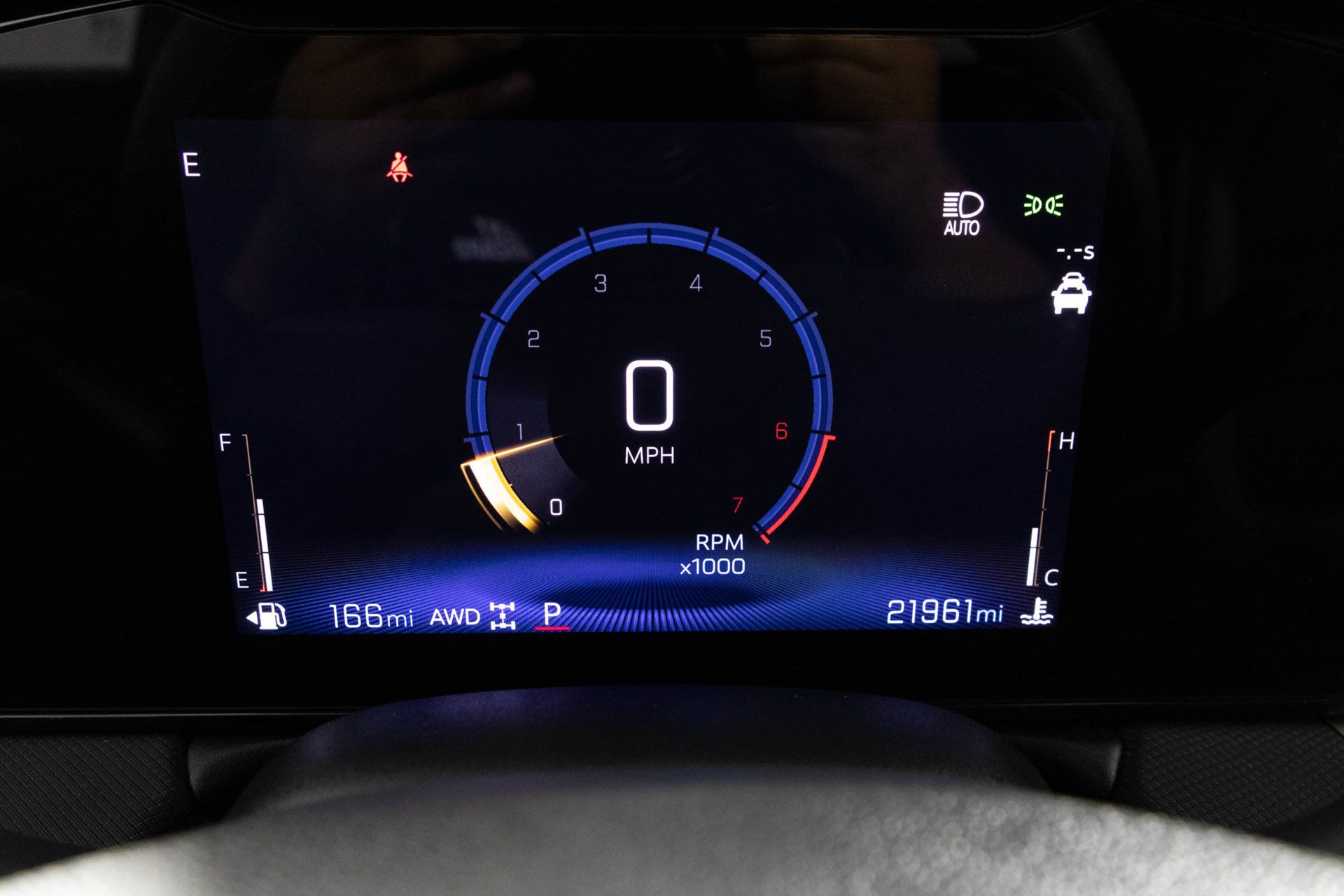 Used 2025 Chevrolet TrailBlazer LT AWD/4WD image 24
