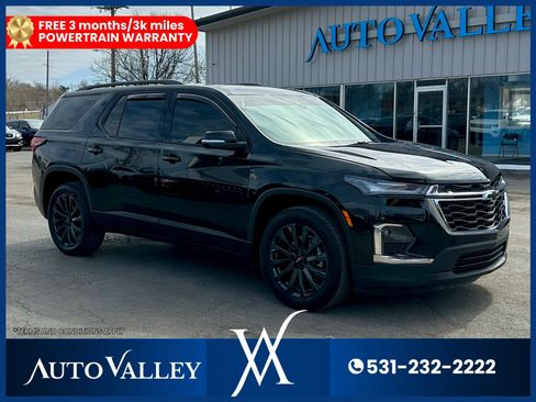 Used 2023 Chevrolet Traverse RS w/ LPO, Floor Liner Package AWD/4WD image 1