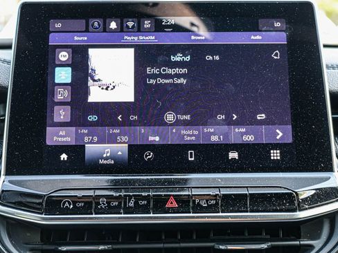 Used 2024 Jeep Compass Trailhawk image 30