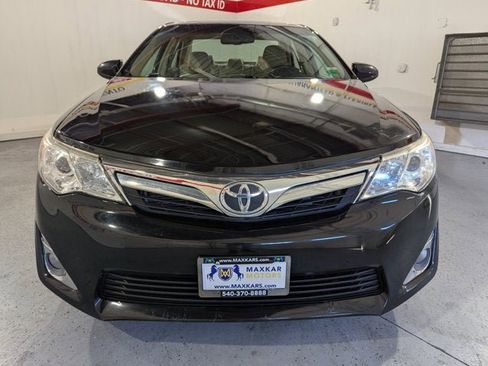 Used 2012 Toyota Camry XLE image 2