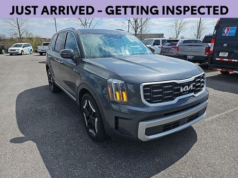 Used 2024 Kia Telluride S w/ S Sunroof Package image 1