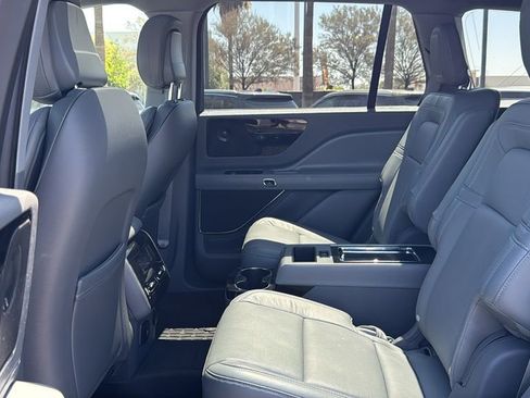 Used 2020 Lincoln Aviator Reserve w/ Equipment Group 201A AWD/4WD image 22