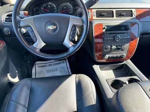 Used 2013 Chevrolet Avalanche LT w/ All-Star Edition image 6