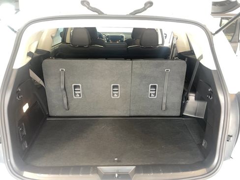 Used 2023 Subaru Ascent Premium image 17
