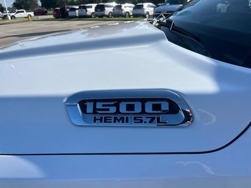 Used 2020 RAM 1500 Laramie AWD/4WD image 3