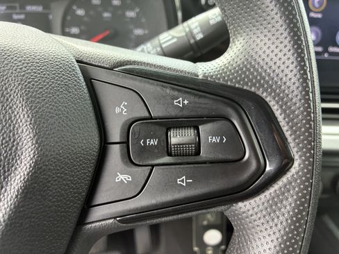 Used 2024 Chevrolet Trax LS FWD image 27