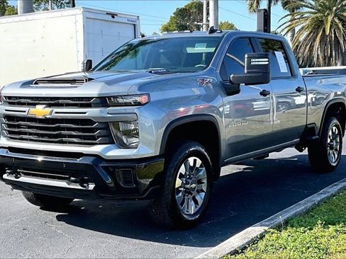 Certified 2025 Chevrolet Silverado 2500 Custom w/ Custom Value Package image 2