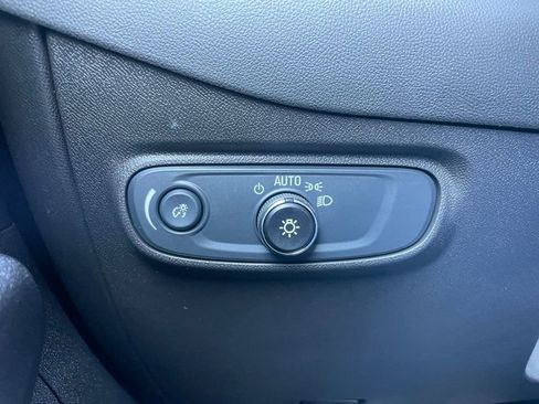 Used 2024 Chevrolet Equinox LT image 45