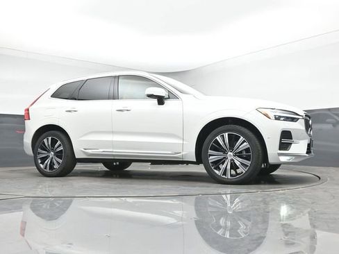 Used 2023 Volvo XC60 B5 Ultimate w/ Climate Package AWD/4WD image 10
