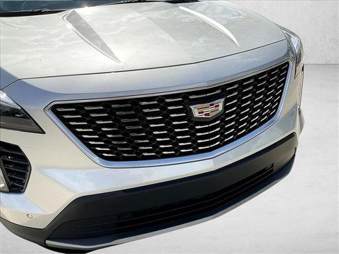 Used 2019 Cadillac XT4 Premium Luxury w/ Driver Awareness Package FWD image 26