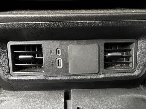 Used 2024 Chevrolet Silverado 1500 Custom Trail Boss w/ LPO, Dark Essentials Package image 17