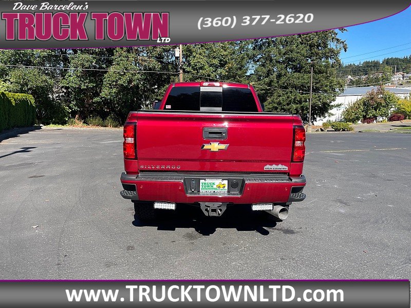 Used 2018 Chevrolet Silverado 2500 High Country w/ Duramax Plus Package AWD/4WD image 4