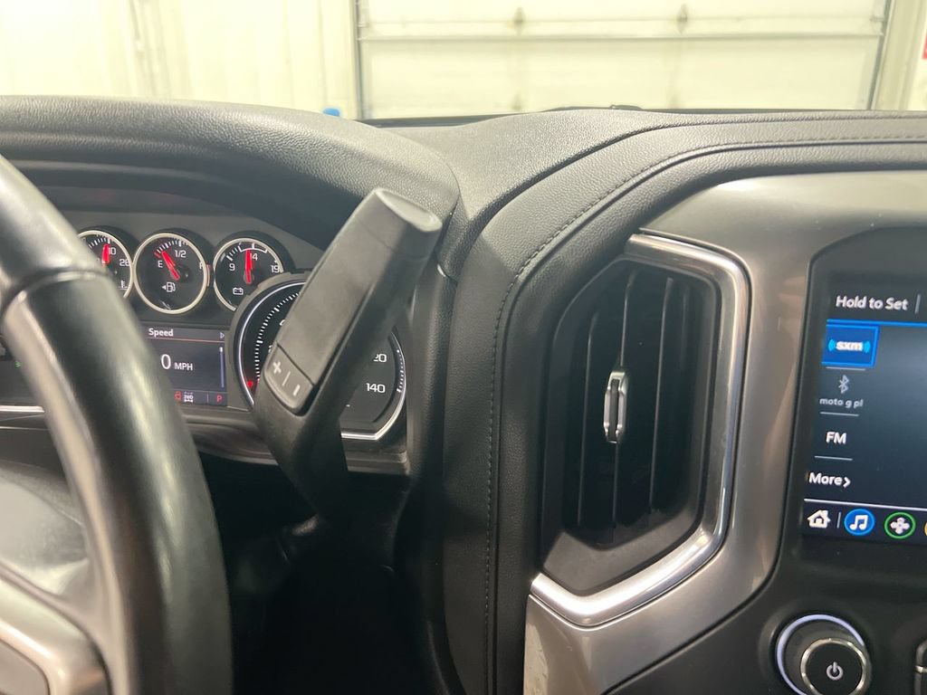 Used 2022 Chevrolet Silverado 1500 RST w/ Z71 Off-Road Package AWD/4WD image 17