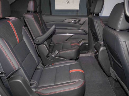 New 2026 Chevrolet Traverse RS w/ LPO, Floor Liner Package image 12