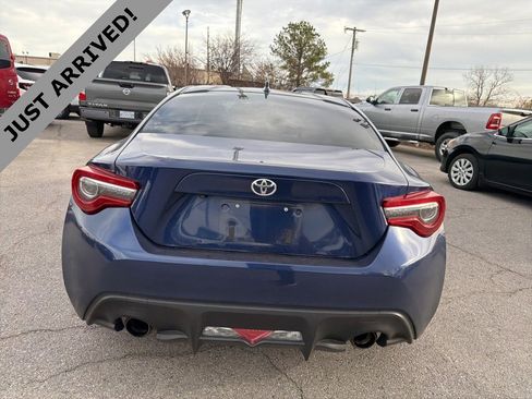 Used 2020 Toyota 86 image 6