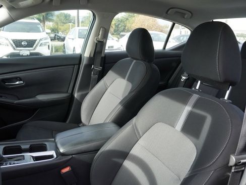 Certified 2024 Nissan Sentra SV image 17