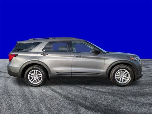 New 2026 Ford Explorer Active image 3