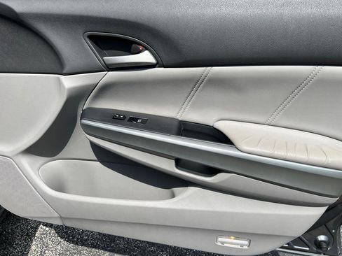 Used 2008 Honda Accord EX-L image 32