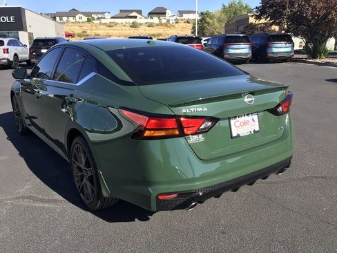 New 2025 Nissan Altima 2.5 SR w/ SR Premium Package image 4