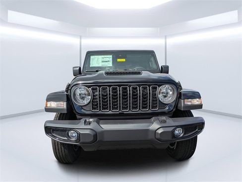 New 2025 Jeep Gladiator Sport image 8