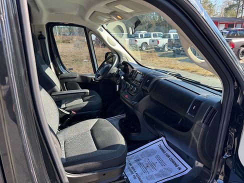 Used 2019 RAM ProMaster 2500 image 18