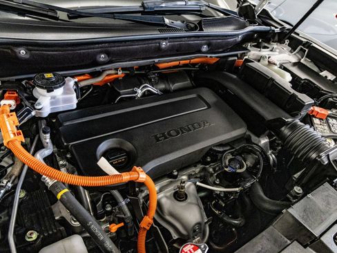 Used 2025 Honda CR-V Sport Touring image 27