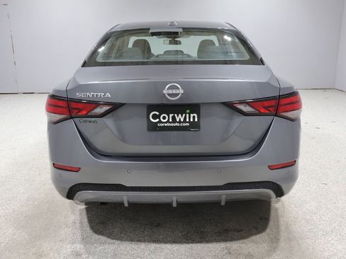Used 2025 Nissan Sentra SV FWD image 3