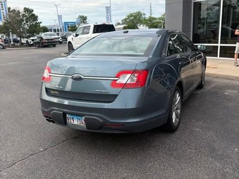Used 2010 Ford Taurus Limited FWD image 7