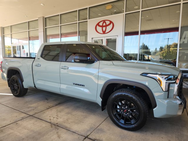 Certified 2025 Toyota Tundra SR5 w/ TRD Off-Road Package AWD/4WD image 4