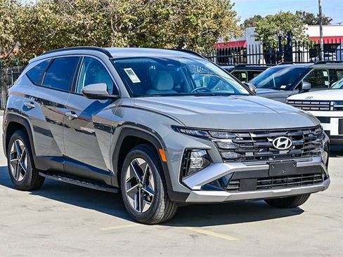 New 2026 Hyundai Tucson SEL image 3