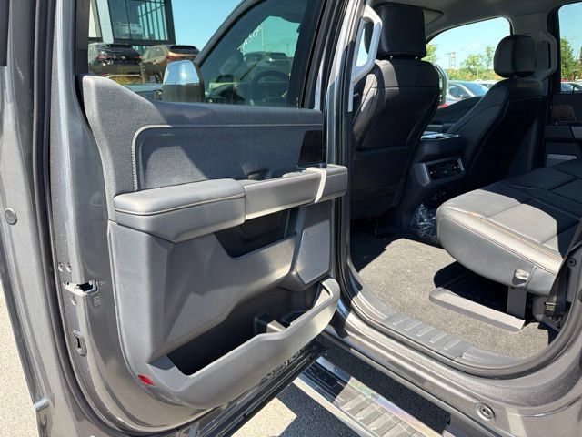 New 2026 Ford F350 Lariat w/ Lariat Premium Package AWD/4WD image 11