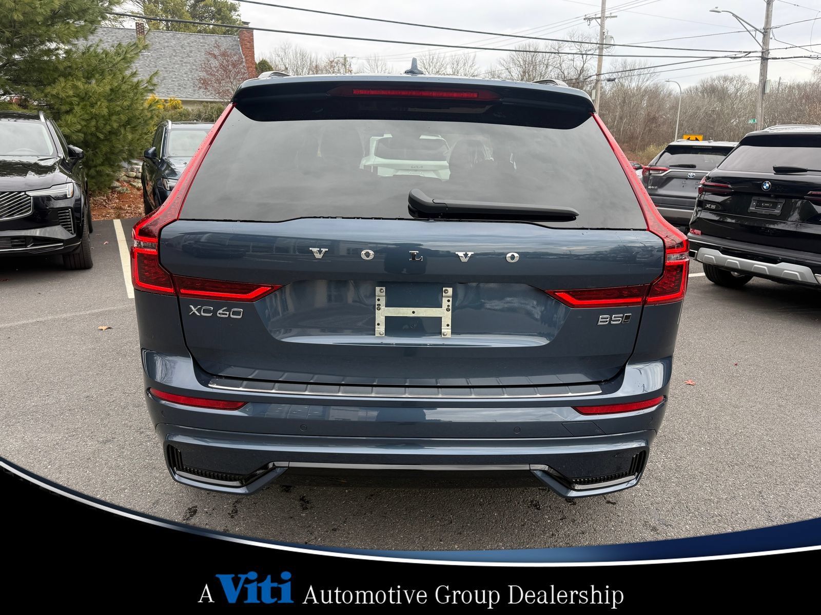 Used 2026 Volvo XC60 B5 Plus w/ Protection Package Premier AWD/4WD image 7