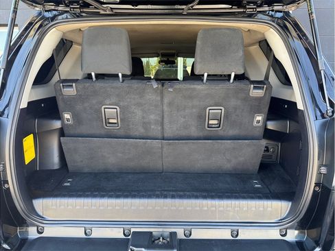 Used 2019 Toyota 4Runner SR5 RWD image 28