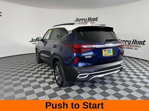 Used 2023 Kia Seltos S w/ Navigation Package image 8