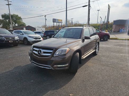Used 2015 Mercedes-Benz GLK 350 2WD w/ Premium 1 Package image 9