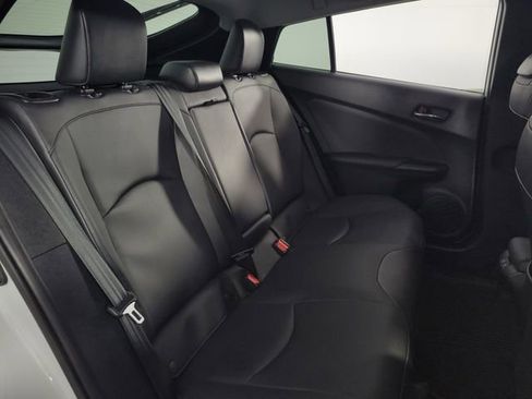 Used 2022 Toyota Prius XLE image 20