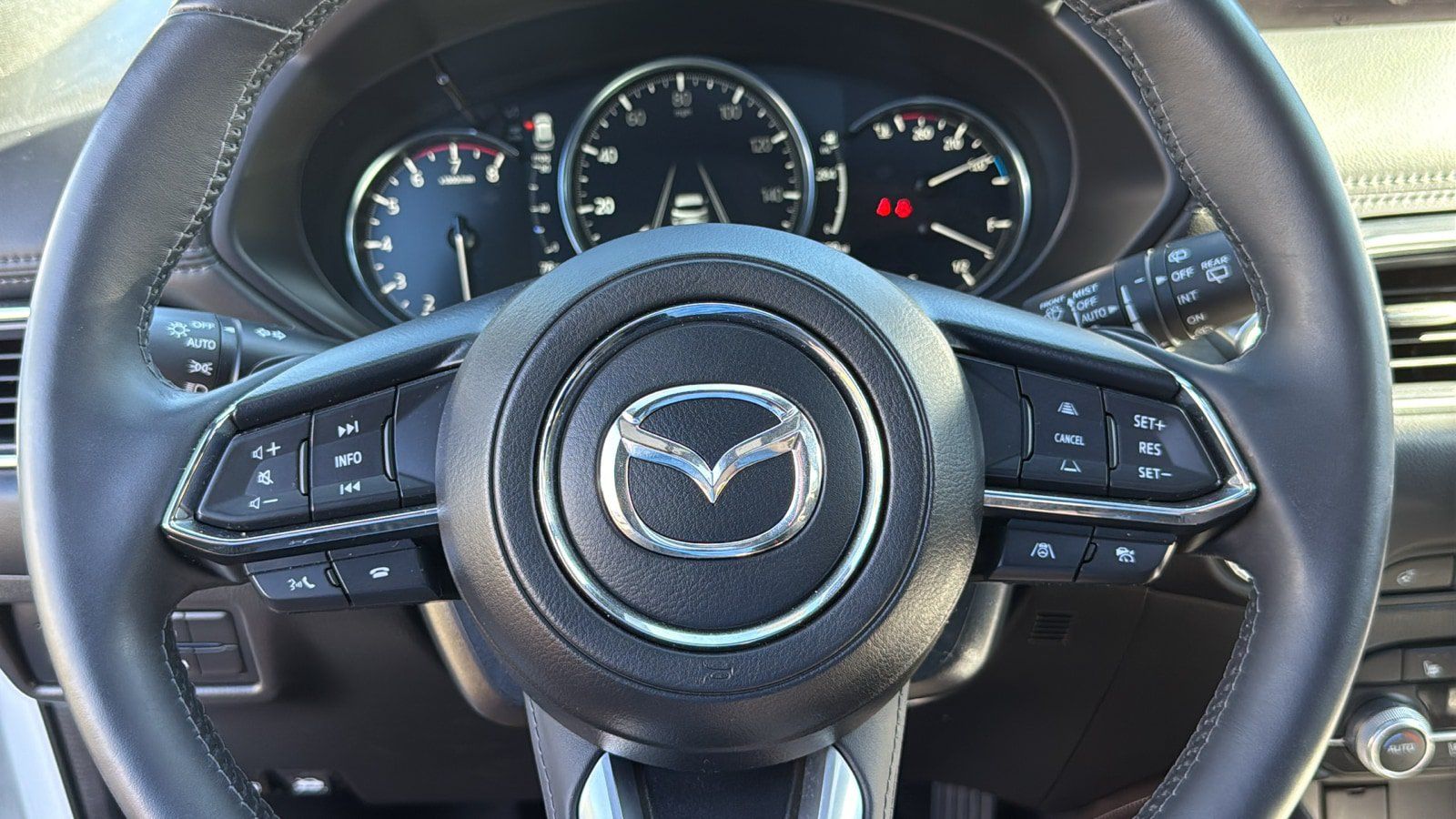 Certified 2025 MAZDA CX-5 Signature AWD/4WD image 11