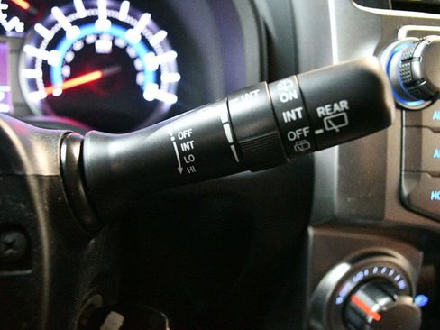 Used 2016 Toyota 4Runner SR5 Premium image 65