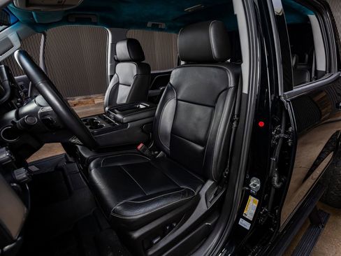 Used 2018 Chevrolet Silverado 1500 LT w/ Texas Edition image 27