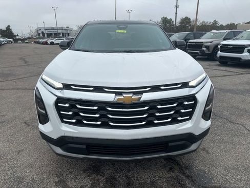 New 2026 Chevrolet Equinox LT image 8